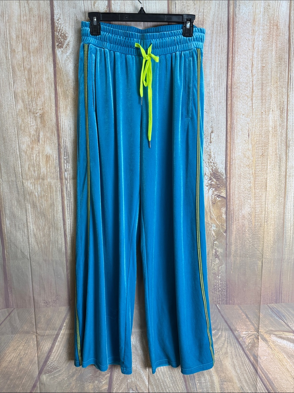 NWT Capsulle Velour Teal Wide-Leg Track Pants with Neon Drawstring Size Large
